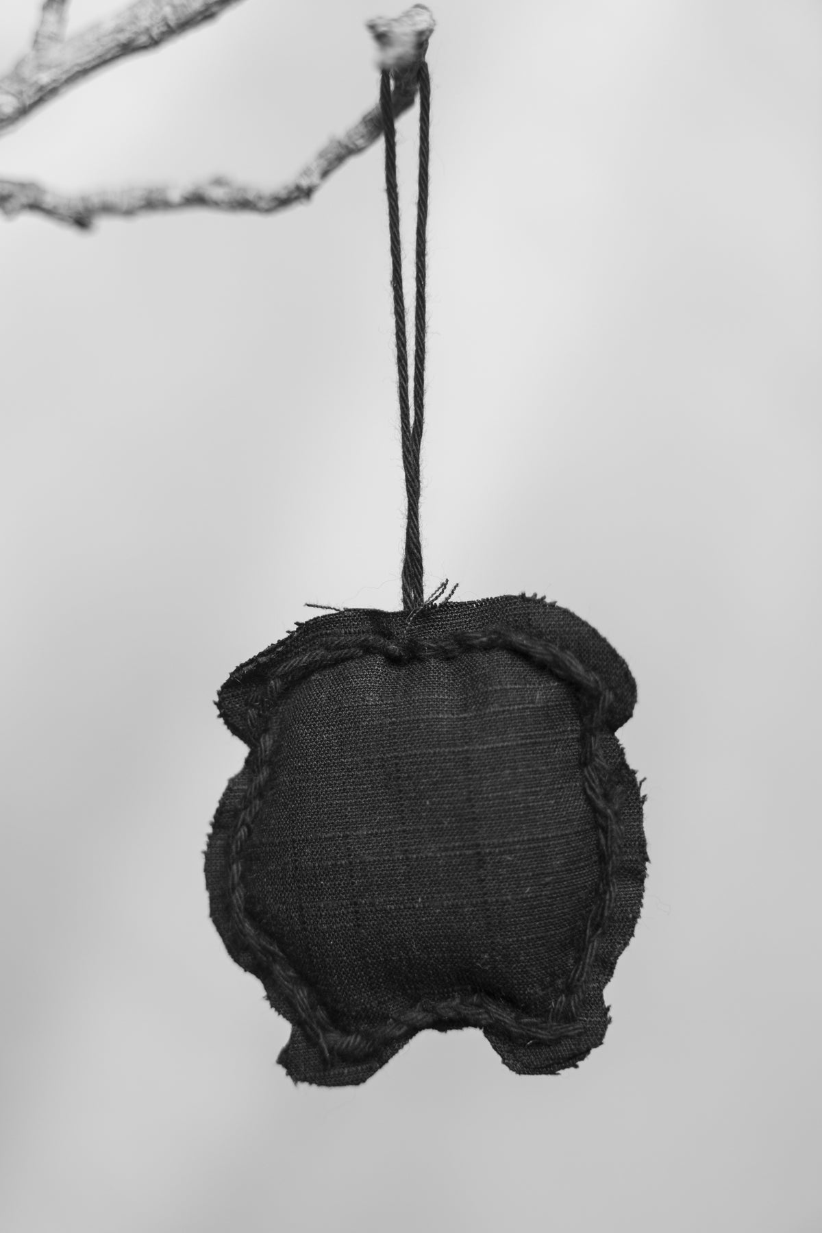 Dark Cauldron Decoration